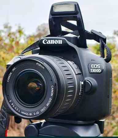 Фотоапарат Дзеркальний Canon 1300D з 18-55 об'єктивом Київ