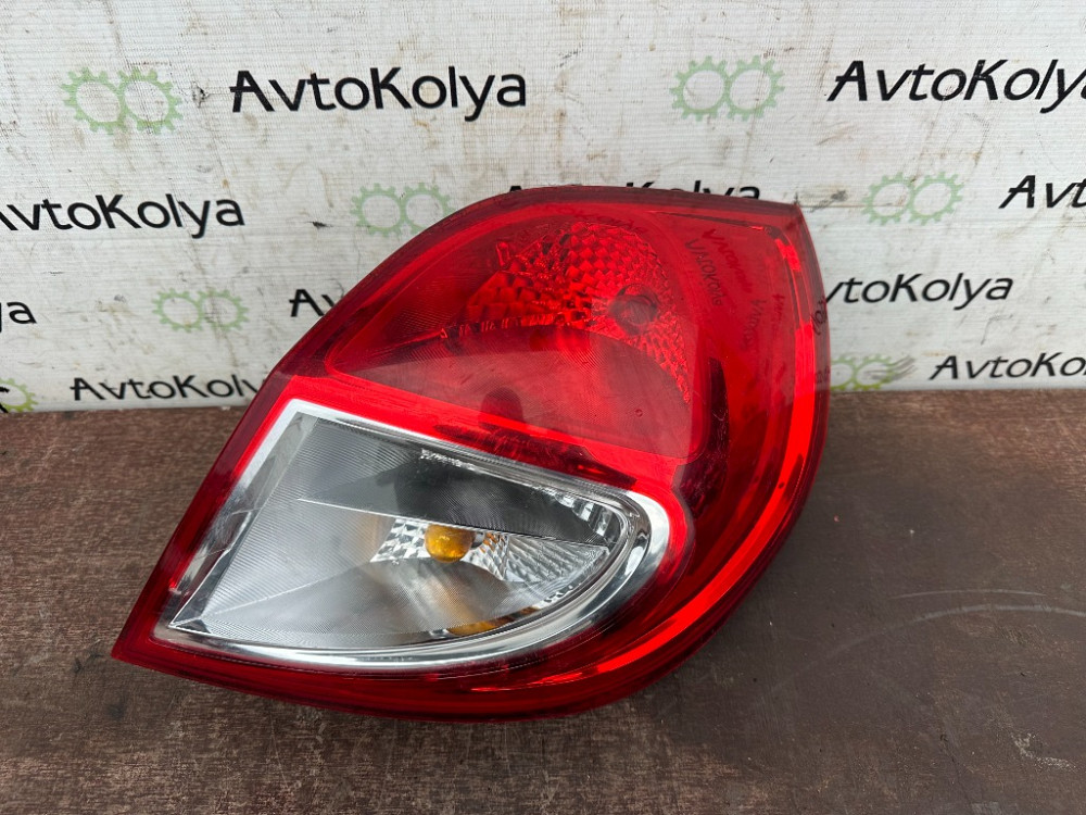 Ліхтар задній правий Renault Clio III 2005-2012 (8200886946) Хетчбек Ковель - фото 2