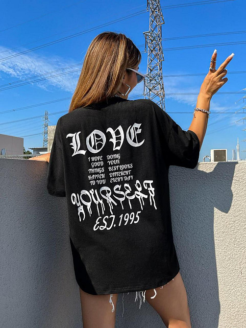 Футболка жіноча з принтом  48 Чорний 2664087700 Дніпро - фото 1