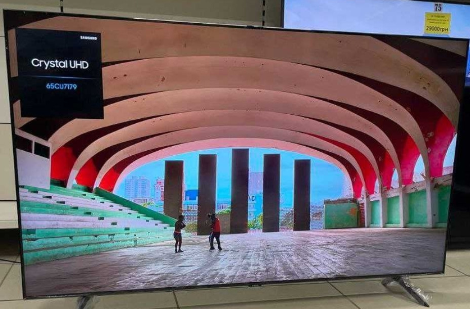 Телевизор Безрамный: 65