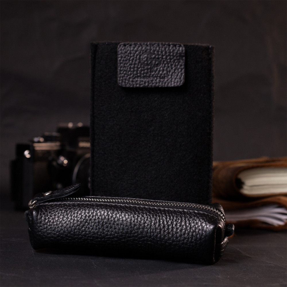 Практична шкіряна ключниця GRANDE PELLE 11637 Чорний Київ - фото 9