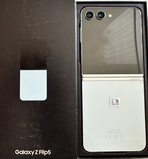 Смартфон: Samsung Galaxy Z Flip 5 F731B 8/256Gb. Mint Київ - фото 6