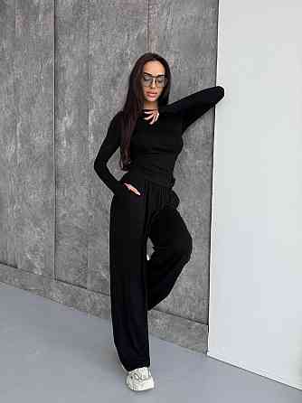Женский стильный базовый костюм из мягкой эластичной ткани. Черный, 46/48 Одесса
