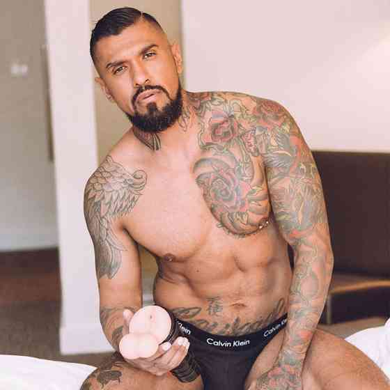 Мастурбатор-попка Fleshlight FleshSack з мошонкою Sex Aura Київ