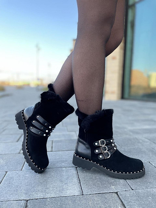 Унты женские M.KRAFT черные натуральная замша зима высота 15см обхват 28см подошва 2/3см размер Коломыя - изображение 2