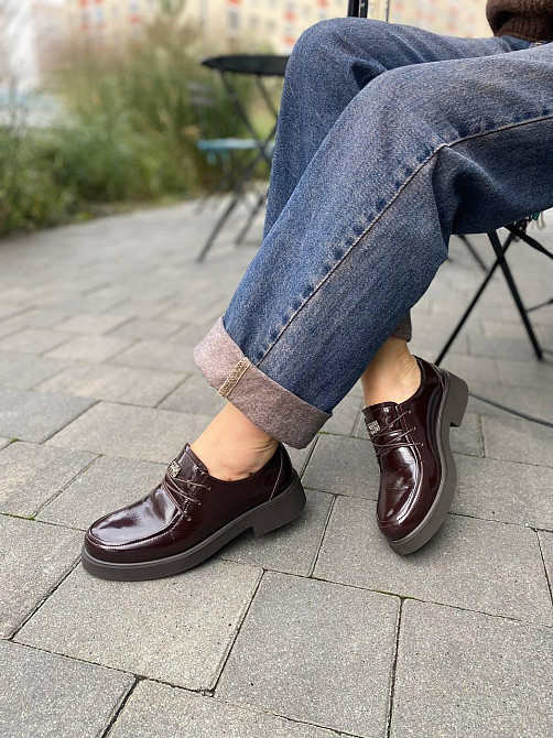 Notta bene Топсайдери жіночі з натуральної лакованої шкіри на низькому ходу шоколадні демісезон Коломия - фото 7