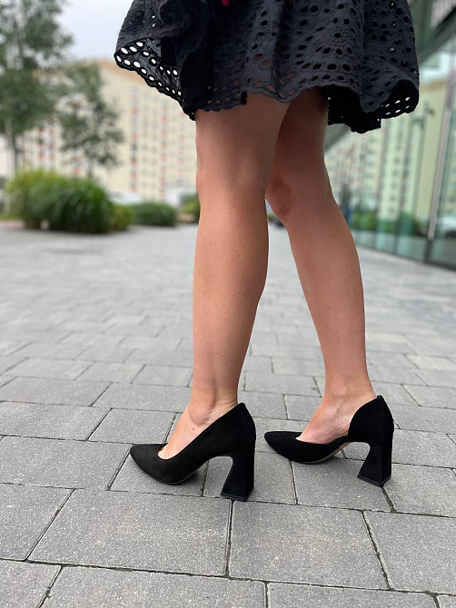 LIRIO Замшеві туфлі жіночі на стійких грубих підборах весна-осінь демісезонні чорні T0304/CT805 Коломия - фото 4