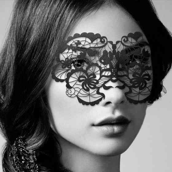 Виниловая маска Anna от Bijoux Indiscrets, черная Sex Aura Киев
