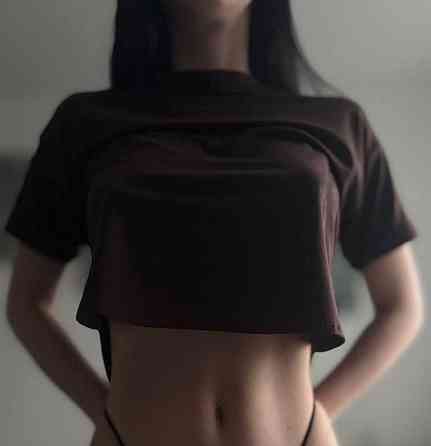 Жіноча базова укорочена футболка оверсайз із віскози Шоколад Одеса