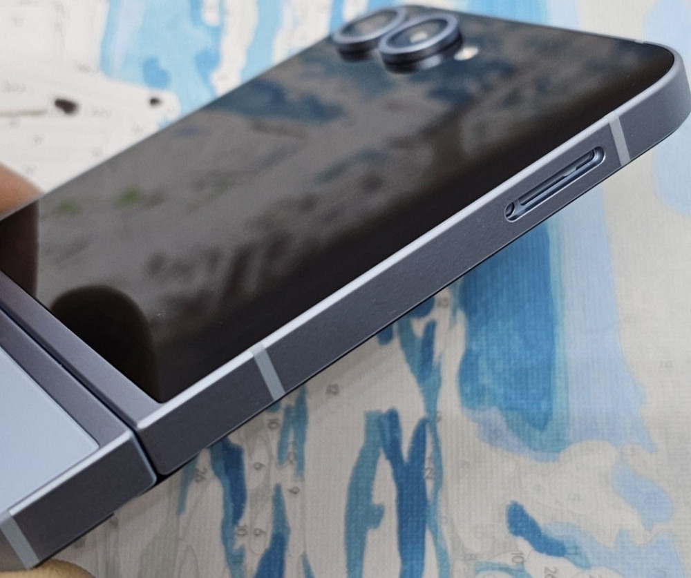 Смартфон Samsung z flip 6 256Gb. Киев - изображение 2