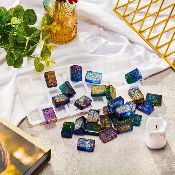 Силиконовый молд (форма) для изготовления рун 22×10,5 см + набор блёсток для смолы Киев