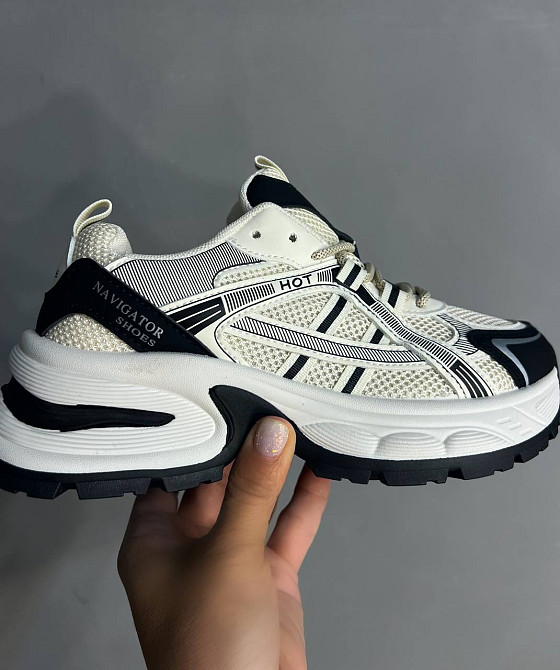 Кросівки жіночі Navigator 4001-1 з сіткою та екошкірою висока підошва білі з чорним, 40, 24,5 см Київ - фото 12