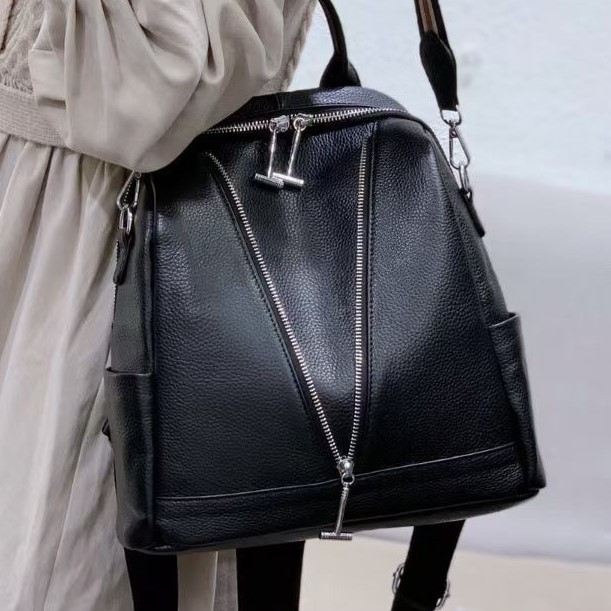 Рюкзак жіночий шкіряний з ременем 22х28х11, наплічна сумочка для дівчини студентки, чорна Київ - фото 1