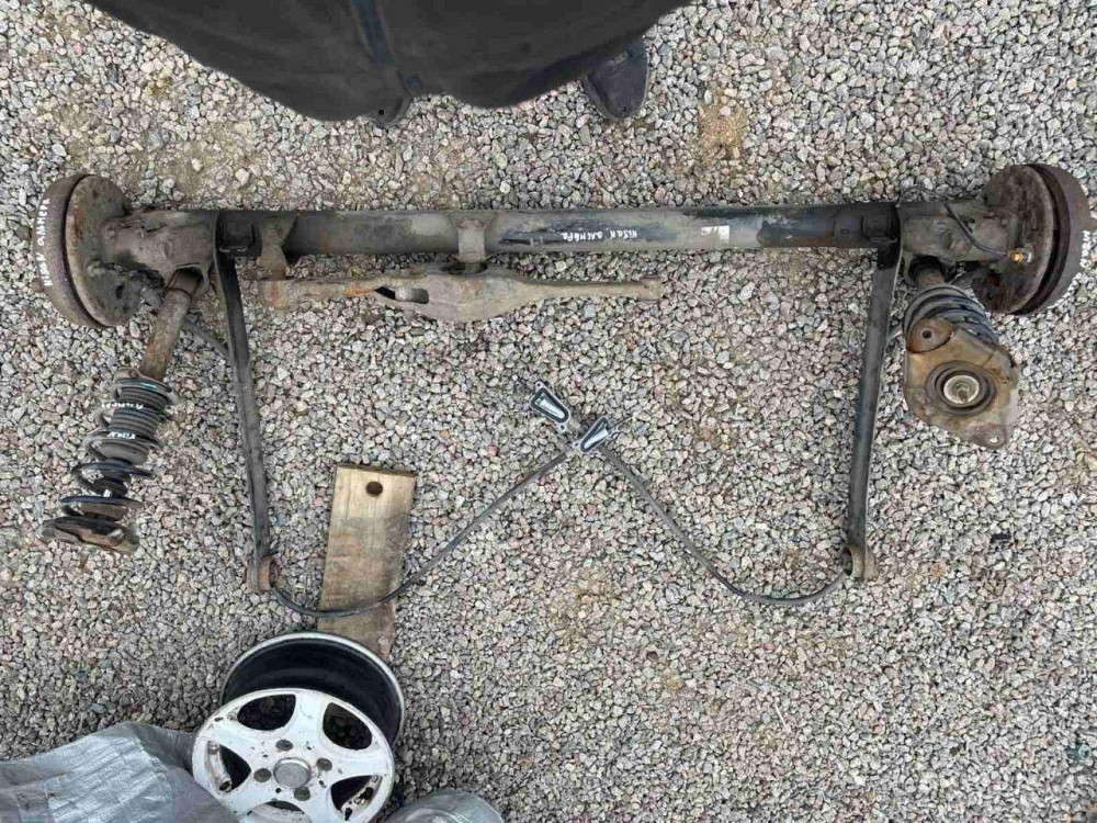 Задние амортизаторы Nissan Almera Classic N17 06-12 Киев - изображение 1