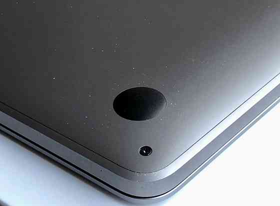 Ноутбук: Apple MacBook A2338 M1 8Gb. 256Gb. Київ