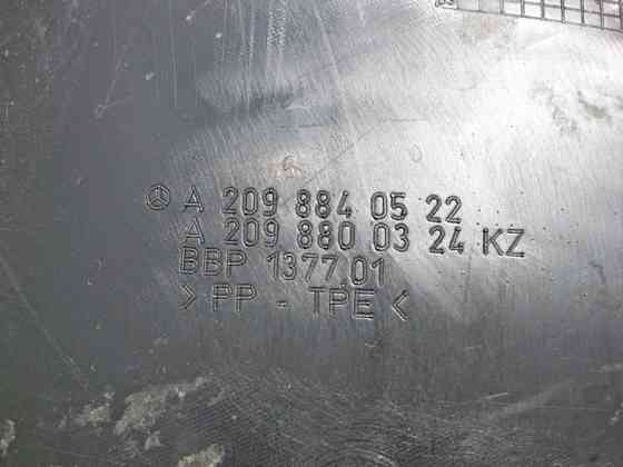 Mercedes-Benz  A2098840522 Підкрилок передній лівий передня верхня частина C-Class W203 CLK C209 Одеса