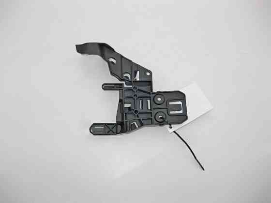 Mercedes-Benz  A2137230100 Кронштейн замка передніх лівих дверей E-Class W213 Одеса