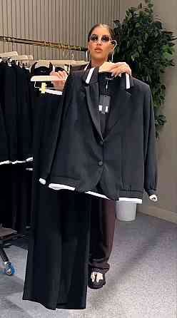 Женский стильный брючный костюм двойка: пиджак и штаны батал итальянский трикотаж Черный, 56/58 Одесса