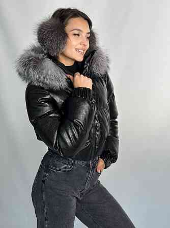 Жіночий зимовий пуховик короткий чорний з натуральним хутром Харків