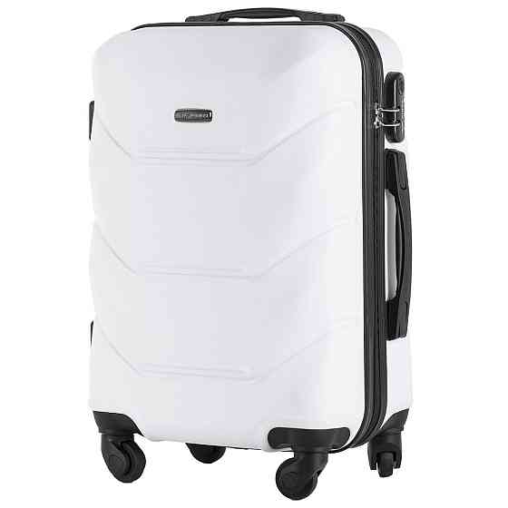 Чемодан пластиковый WINGS 147 малый 55 см белый Киев