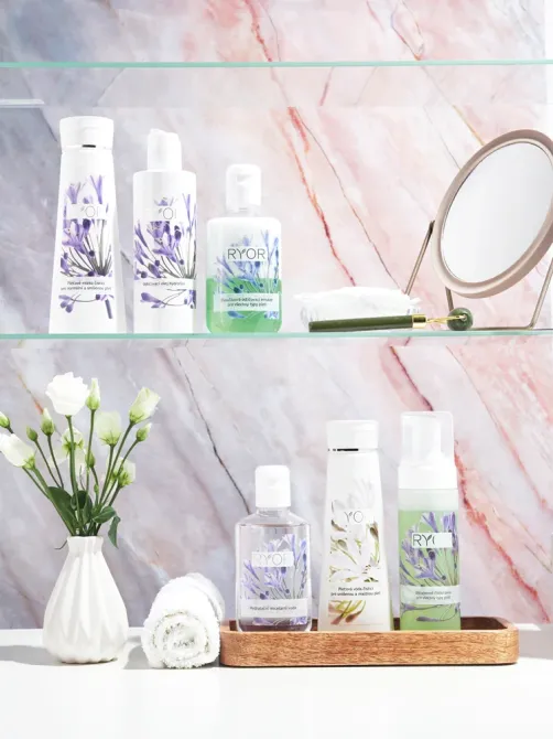 Очищающий гель для умывания с минералами Washing Gel with Minerals Ryor, 200 мл Днепр - изображение 2