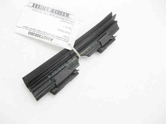 Mercedes-Benz  A2927300200 Ущільнювач скла всередині ззаду задніх правих дверей GLE Coupe C292 Одеса