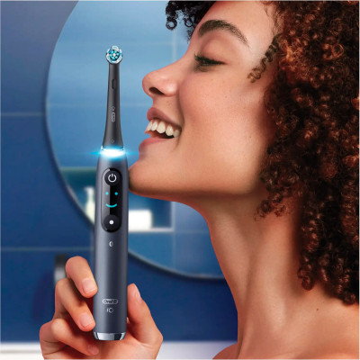 Електрична зубна щітка Oral-B IOM9.1B2.2AD Black Onyx Вінниця - фото 8