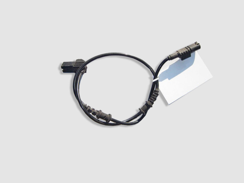 Mercedes-Benz  A2205400108 A2205400108 Електропровід на передній датчик зносу гальмівних колодок, обламана вуха кріплення до супорту S-Class W220 CL21 Одеса - фото 1