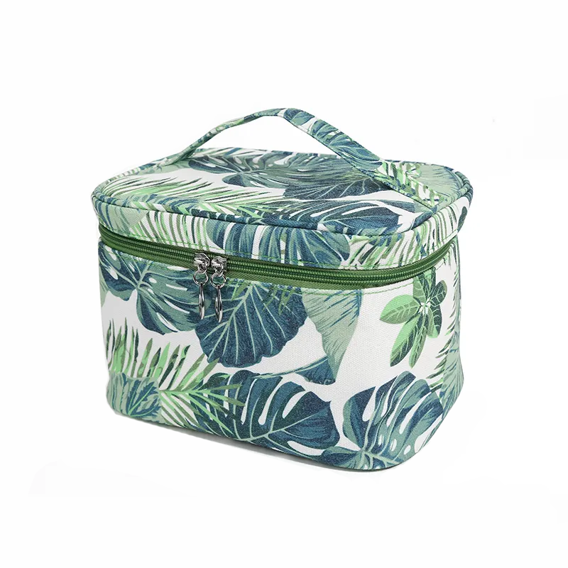 Набор для вязания крючком в косметичке, в зеленом цвете Каменец-Подольский - изображение 2