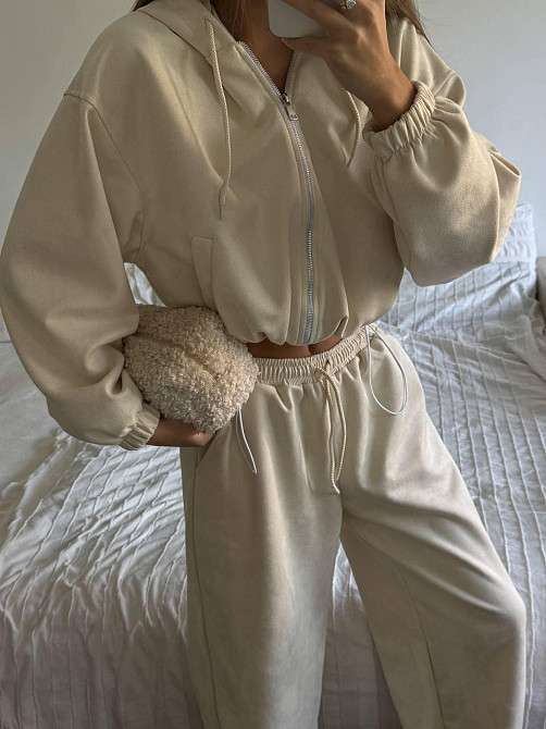 Женский базовый костюм двойка: кофта и брюки замша Одесса - изображение 9