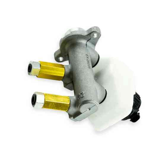 Циліндр головний Nexia з бачком (ГТЦ) гальмівний Мукачево