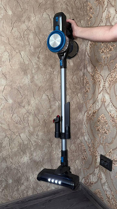 Акумуляторний вертикальний пилосос Crownberg CB-674 з турбощіткою, 2500Вт, 90 хв роботи, чорний з синім Одеса - фото 3