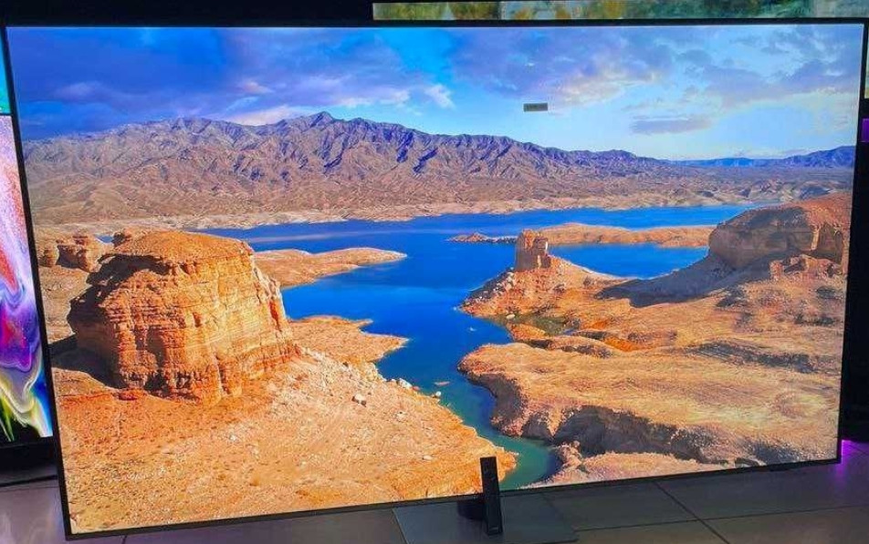 Телевизор: 75