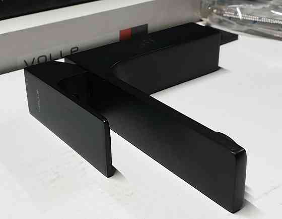 Смеситель для раковины Volle LEON de la noche черный/матовый 1511.010104 Киев