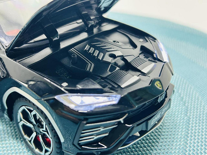 Машинка металева TK Union Lamborghini Urus інерційна відчиняються двері капот багажник 1:24 Чорна (GT - 06441) Чернігів - фото 9