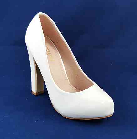 Жіночі Білі Туфлі на Каблуку Лакові Модельні (розміри: 37,38) — 702 Дніпро