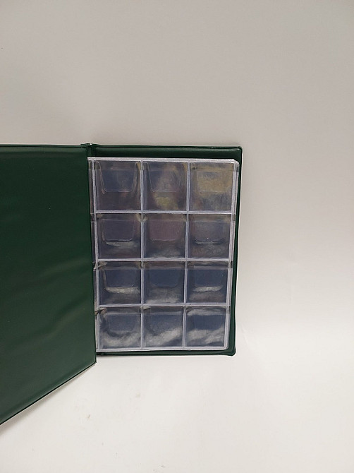 Альбом для монет 15969 Луцк - изображение 1