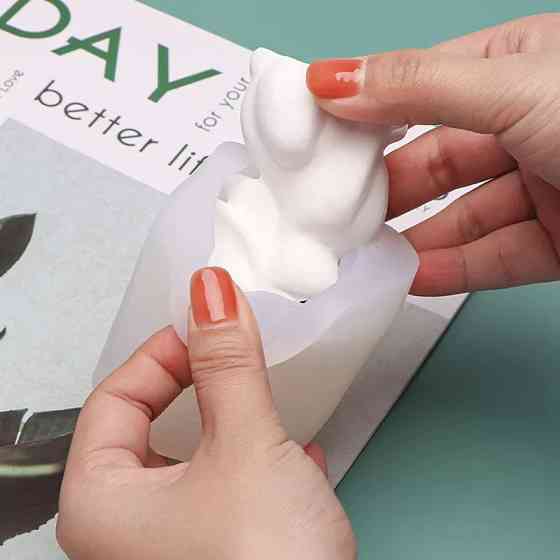 Молд силиконовый Заяц 73 на 65 мм белый Киев