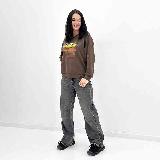 Демисезонный женский свитшот с принтом 