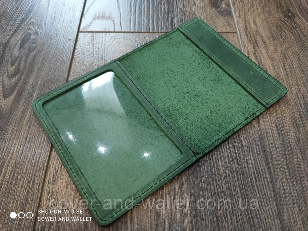 Обкладинка на посвідчення офіцера із вінтажної шкіри зеленого кольору Puos Київ - фото 4