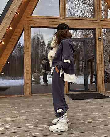 Жіночий стильний костюм з імітацією футболки, тринитка на флісі Графіт Одеса