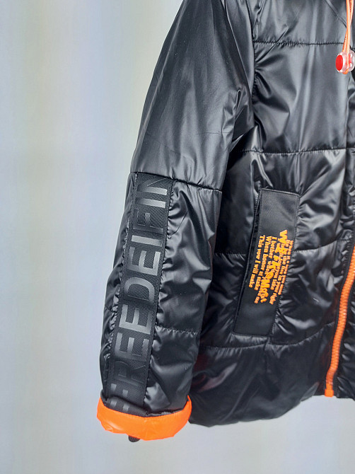 Демисезонная черная куртка для девочек 128,134 Николаев - изображение 4