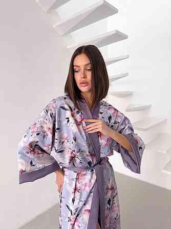 Шовковий халат жіночий кімоно довгий на запах COSY Morning Bloom в подарунковій коробці лавандовий Одеса