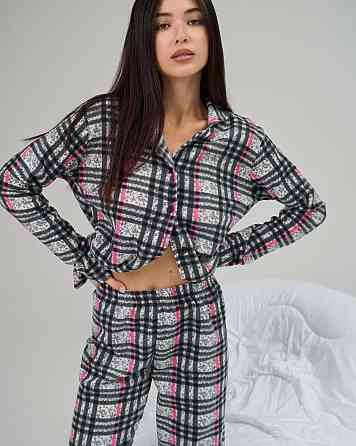 Жіночий костюм зі штанами Фліс на ґудзиках Карта Lady Secret 94101 Київ