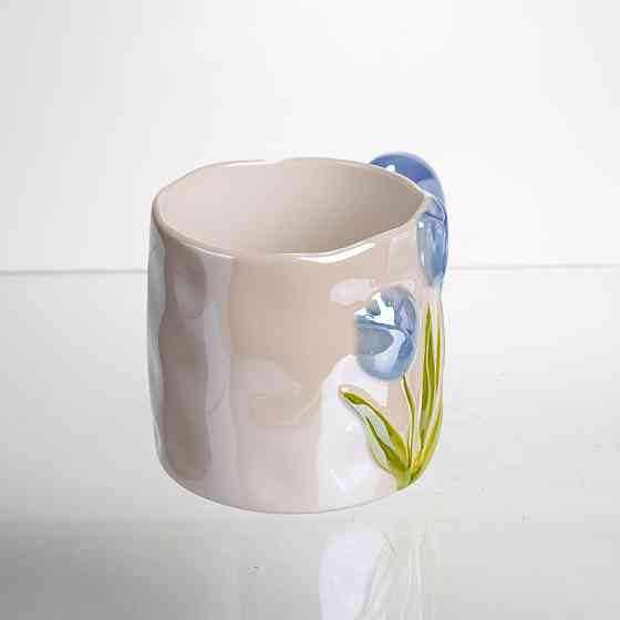 Yiwu Новорічна порцелянова чашка для чаю та кави "Ніжний Тюльпан" з 3D-декором 400 мл, святкова Коломия