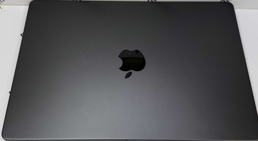 MacBook Pro 14 M4 10CPU/10GPU 16RAM 512SSD Space Black 14 циклов. Киев - изображение 7