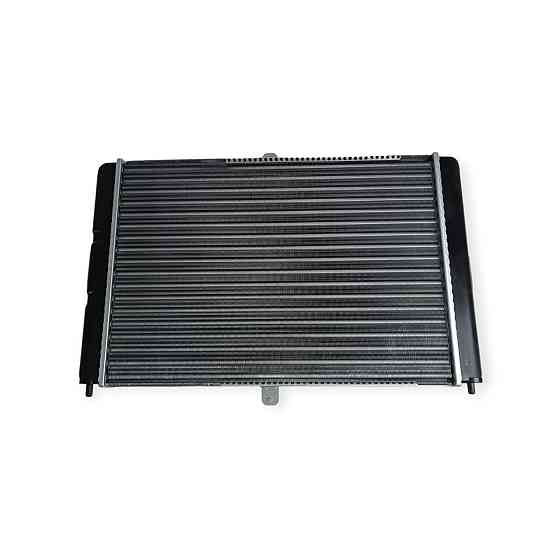 Радіатор двигуна 2108, 2109, 21099, 21082, 2113-2115 інжектор 33 охолодження Мукачево