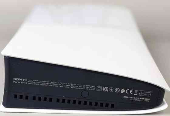 Приставка Sony PlayStation 5 Slim 1 TB Digital (без дисководу) + геймпад. Харків