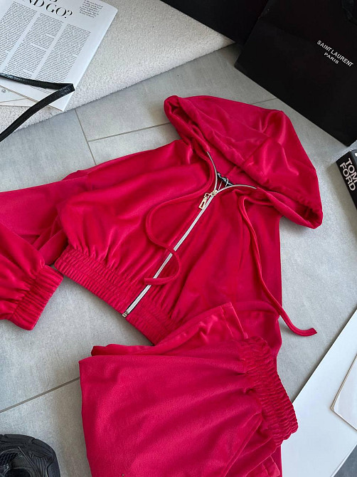 Женский прогулочный оверсайз костюм двойка: кофта и штаны турецкий велюр. Красный Одесса - изображение 3