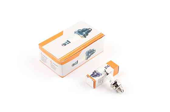 Свічка бензопила L6TC M14*1,25 9,5mm STL Мукачево